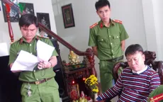 Bắt giám đốc công ty bán hóa đơn khống, thu hàng tỷ đồng