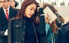 Park Shin Hye sang chảnh dự show của Chanel