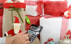 Sau Giáng sinh, người dân Pháp bán quà không dùng đến
