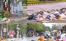 Rác thải ngập đường thị xã Sơn Tây: Do người dân chặn xe rác vào bãi