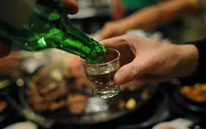 Rượu thủ công: Người nấu vô tư sản xuất, người dùng vô tư uống, địa phương quản lý... bó tay