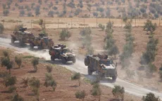 Thổ Nhĩ Kỳ bị tố đưa xe quân sự vào Syria