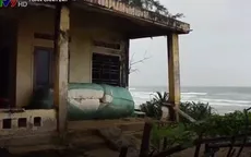 Quảng Ngãi: Lo lắng làng chài bị sóng cuốn trôi
