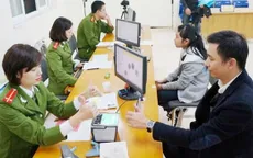 Người dân "dài cổ" chờ thẻ căn cước công dân: Tắc ở khâu nào?