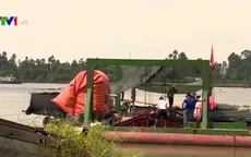 Khẩn trương xử lý sạt lở bờ sông Tiền tại Đồng Tháp