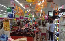 Nhiều siêu thị giảm giá tới 50% cho các hàng hóa dịp lễ 2/9