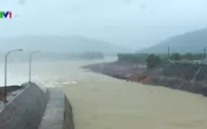 Họp khẩn điều hành liên hồ chứa trên sông Hồng