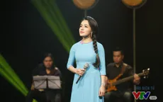 Ca sĩ Lan Anh sâu lắng trong Nghệ sỹ tháng