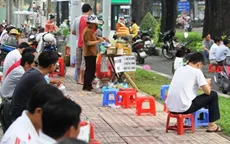 Phố hàng rong ở TP.HCM chính thức đi vào hoạt động