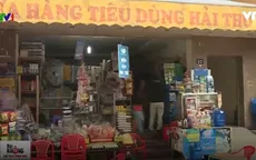 Ẩn họa khôn lường từ việc mua bán rượu ở tiệm tạp hóa nhỏ lẻ