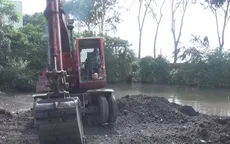 Bình Dương: Bắt quả tang 2 doanh nghiệp đổ trộm chất thải nguy hại