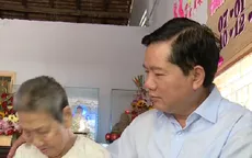Bí thư Thành ủy TP.HCM thăm các gia đình chính sách