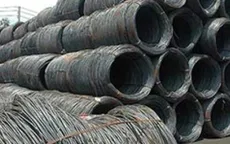 Giá thép nhập khẩu tăng hơn 50%