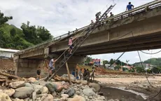 Đường bộ thiệt hại 100 tỷ đồng do mưa lũ