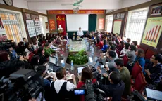 Công bố quyết định cách chức Hiệu trưởng trường Tiểu học Nam Trung Yên