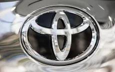 Bị ông Trump cảnh báo đánh thuế cao, cổ phiếu của Toyota giảm hơn 3%