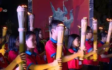 Hàng nghìn bạn trẻ thắp nến tri ân liệt sỹ ở TP.HCM