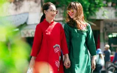Yến Trang - Yến Nhi dạo phố với thời trang cách tân