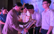 Vinh danh sinh viên tiêu biểu tại Phú Yên