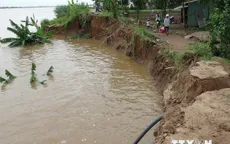 Khó vận động người dân vùng sạt lở Đồng Tháp vào cụm dân cư