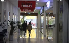 Rét đậm, nhiều tín đồ mua sắm "chùn chân" ngày Black Friday 2017
