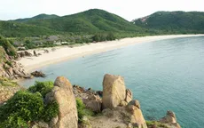 Khám phá vẻ đẹp vịnh Xuân Đài