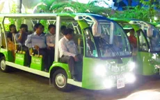 Lần đầu tiên có xe điện đưa rước khách du lịch tại Cần Thơ