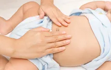 Táo bón kéo dài, trẻ có thể rơi vào tình trạng ngộ độc trường diễn