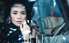 Chương Tử Di đẹp mộng mị trên  Elle tháng 12
