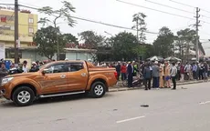Ô tô tông 6 người bị thương tại hiện trường vụ tai nạn
