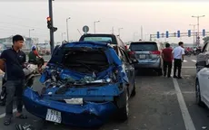Tài xế xe tải ngủ gật gây tai nạn liên hoàn
