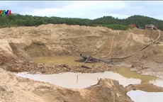 Khai thác vàng sa khoáng trái phép tại Quảng Nam