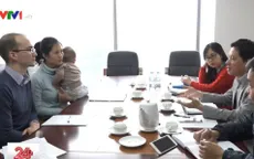 Daniel Hauer đã đến làm việc với Cục Phát thanh truyền hình và Thông tin điện tử