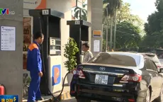 Cân nhắc thời điểm tăng thuế môi trường với mặt hàng xăng