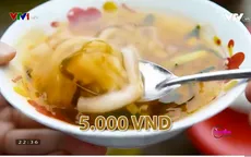 Thưởng thức bánh canh Nam Phổ 5.000 đồng siêu ngon ở Huế