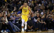 Stephen Curry tỏa sáng với số điểm kỷ lục trong mùa