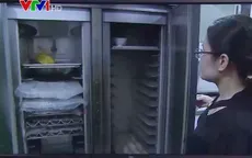 TP.HCM: Kiểm tra đơn vị cung cấp bánh mì nghi gây ngộ độc tập thể