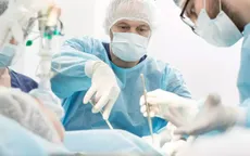 Anh: Lần đầu tiên phẫu thuật khi thai vẫn còn trong bụng mẹ