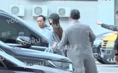 Đường Yên - La Tấn tay trong tay về nước sau hôn lễ cổ tích tại Áo