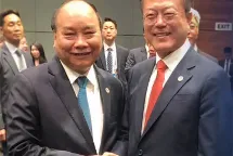 Thủ tướng Nguyễn Xuân Phúc gặp lãnh đạo các nước