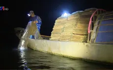 Đến TT-Huế khám phá phiên chợ sớm trên vùng đầm phá Tam Giang