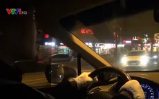 Nở rộ dịch vụ đưa người say về nhà ở Trung Quốc