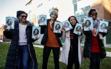 Hồi ký của bà Michelle Obama "cháy hàng"