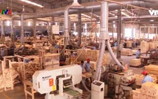 Doanh nghiệp xuất khẩu đồ gỗ tăng cường năng lực sản xuất
