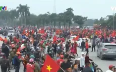 Không khí náo nhiệt trước giờ bóng lăn trên sân Mỹ Đình