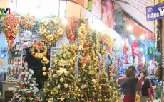 Không khí Giáng sinh sớm ở Hà Nội