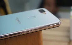 Mở hộp và trên tay nhanh Oppo F9 xanh Phỉ Thúy
