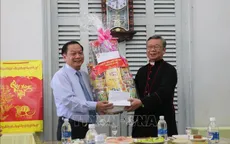 Bí thư Thành ủy Cần Thơ thăm Tòa Giám mục và cơ sở tôn giáo