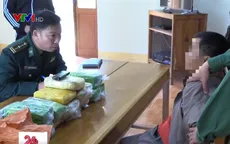 Bắt đối tượng người Lào vận chuyển 50.000 viên ma túy