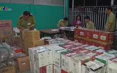 Bắt xe tải chở rượu ngoại không rõ nguồn gốc